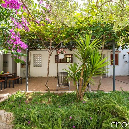 Vinka Appartement Biograd Na Moru Buitenkant foto